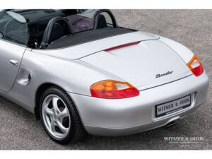 Imagen 23/32 de Porsche Boxster (2000)