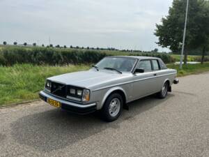Bild 5/8 von Volvo 262 C Bertone (1978)