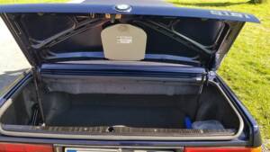 Bild 6/19 von BMW 318i (1992)
