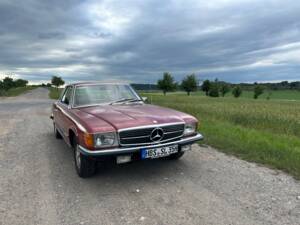 Image 4/4 de Mercedes-Benz 350 SLC (1972)