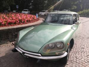 Immagine 1/4 di Citroën DS 21 (1972)