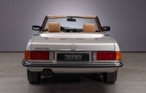 Bild 9/23 von Mercedes-Benz 560 SL (1987)
