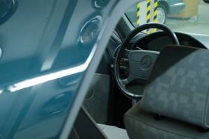 Bild 24/50 von Mercedes-Benz S 320 (1996)