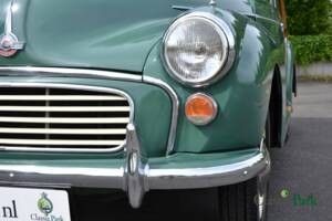 Image 39/50 of Morris Minor 1000 Traveller (1964)