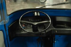 Bild 24/29 von Piaggio Vespa APE 600 MP (1976)