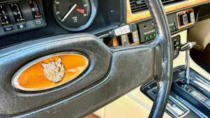 Image 15/17 of Jaguar XJS 5.3 V12 (1985)