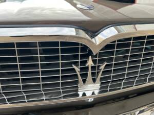 Image 25/101 of Maserati Mexico 4200 (1971)