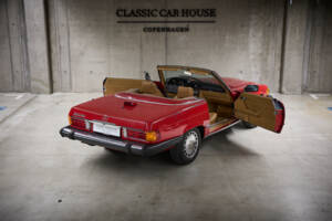 Image 87/89 of Mercedes-Benz 560 SL (1986)