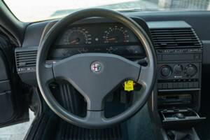 Image 40/50 of Alfa Romeo 164 2.0 (1990)