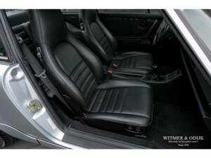 Bild 5/23 von Porsche 911 Carrera 4 (1993)