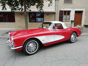 Image 9/45 of Chevrolet Corvette (1959)