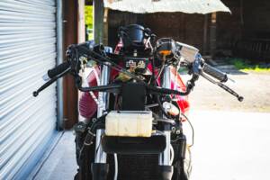 Image 17/50 of Kawasaki GPX 750R (1987)