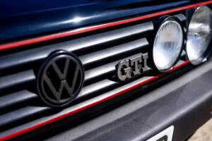 Bild 33/50 von Volkswagen Golf II GTi 1.8 (1991)