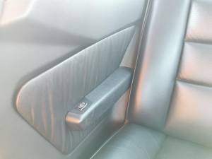 Image 21/36 of Mercedes-Benz 230 CE (1989)