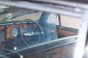 Image 60/70 of Daimler DS 420 (1976)