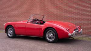 Image 7/8 of MG MGA 1500 (1956)