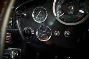 Afbeelding 43/60 van Aston Martin DB 6 (1968)
