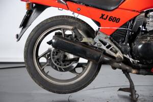 Image 40/50 of Yamaha XJ 600 (1984)