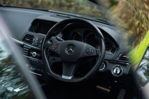 Bild 33/44 von Mercedes-Benz E 500 (2010)