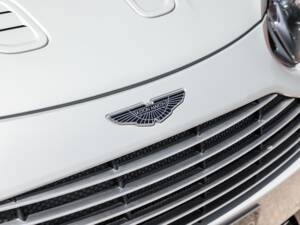 Bild 17/50 von Aston Martin Cygnet (2011)