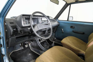 Immagine 7/50 di Volkswagen Golf I Diesel 1.6 (1983)