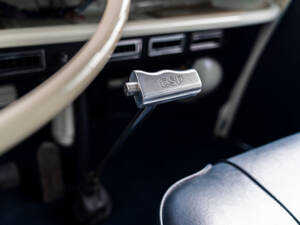 Image 64/80 of Volkswagen T1 Samba (1966)
