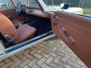Image 4/16 of Mercedes-Benz 280 SL (1969)