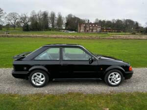 Image 5/38 de Ford Escort turbo RS (1990)