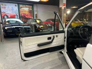 Immagine 6/68 di Volkswagen Golf III GTI 2.0 (1993)