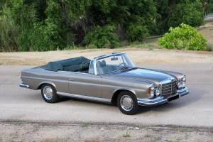 Image 12/14 of Mercedes-Benz 280 SE (1971)