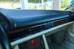 Bild 38/50 von Mercedes-Benz 560 SEC (1987)