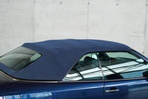 Bild 40/50 von Mercedes-Benz E 200 (1996)
