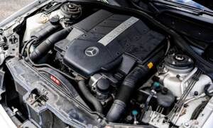 Bild 5/36 von Mercedes-Benz CL 500 (2004)