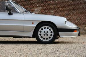 Image 40/50 de Alfa Romeo 2.0 Spider QV (1988)