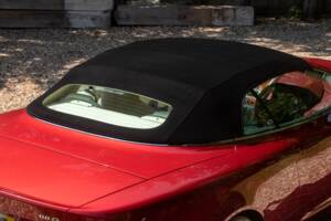 Image 22/50 of Aston Martin DB 9 Volante (2006)