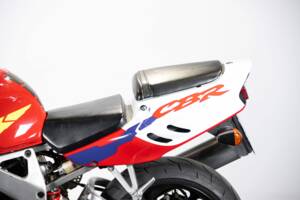Immagine 23/50 di Honda CBR 900RR Fireblade (1996)