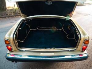 Image 35/36 de Rolls-Royce Silver Shadow II (1980)