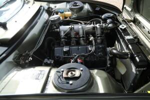 Image 29/50 of Peugeot 504 Convertible (1981)