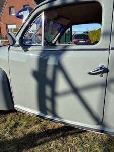 Image 22/133 of Volvo PV 444 (1954)