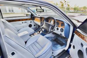 Image 36/50 of Bentley Continental R (1996)