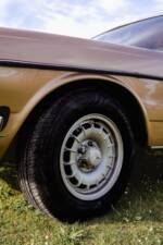 Image 3/8 of Mercedes-Benz 280 E (1976)