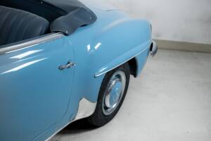 Image 31/40 of Mercedes-Benz 190 SL (1962)