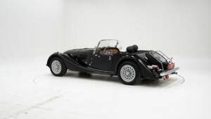 Image 4/15 of Morgan Plus 8 (1978)