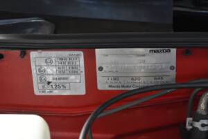 Image 62/68 of Mazda MX-5 1.6 (1992)