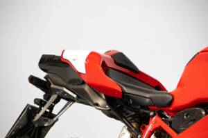 Image 30/50 of Ducati DUMMY (2004)