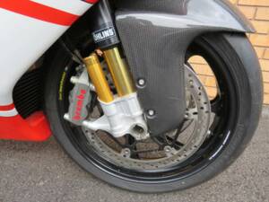Bild 32/50 von Ducati Desmosedici RR (2008)