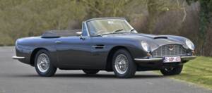 Imagen 2/50 de Aston Martin DB 6 Vantage Volante (1969)