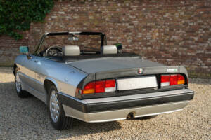 Immagine 47/50 di Alfa Romeo 2.0 Spider QV (1987)