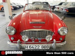 Image 2/15 of Austin-Healey 100&#x2F;6 (BN4) (1957)