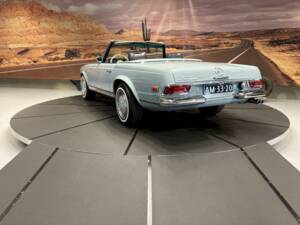 Afbeelding 18/36 van Mercedes-Benz 280 SL (1969)